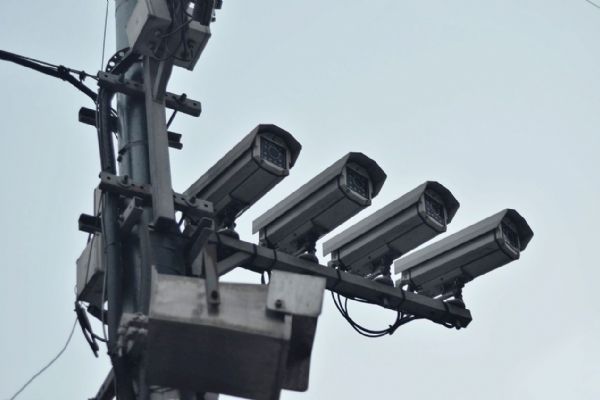 Strážníci, kamery. Obce získají dotace na bezpečnost