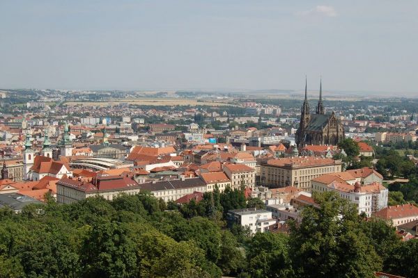 Cyklisté i chodci v ohrožení na Žámalově: