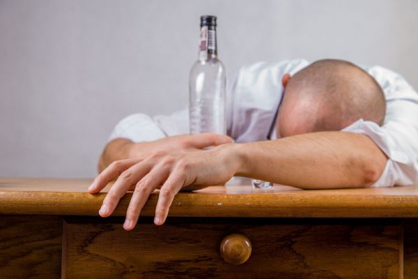 Dechová zkouška u muže vykázala naměřenou hodnotu 3,87 promile alkoholu