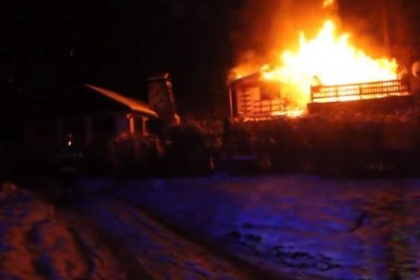 Děpoltovice: Požár rekreační chaty