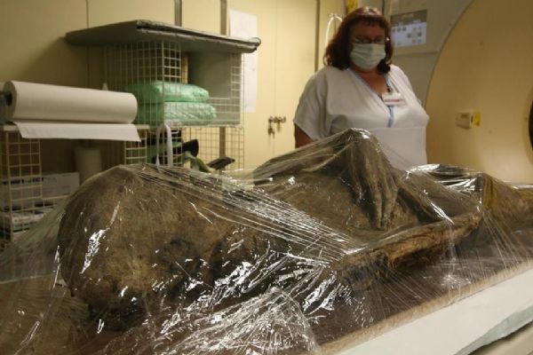 Karlovy Vary: Mumie mají CT vyšetření již za sebou