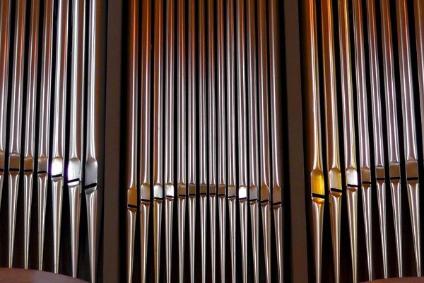 Plzeň chce poskytnout dar na nové varhany pro svatovítskou katedrálu