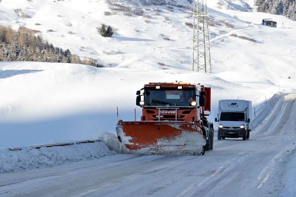 Desítky kilometrů silnic neudržují v zimě silničáři v kraji