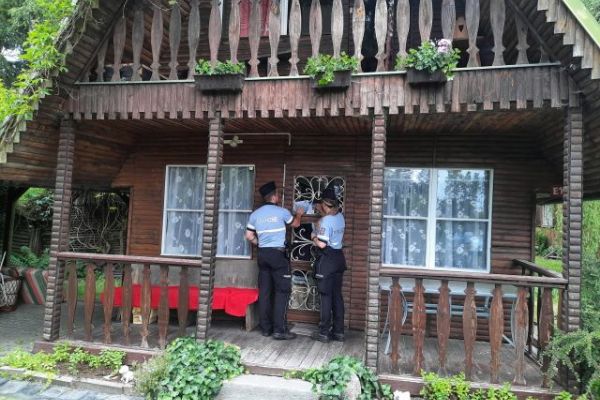 Karlovarsko: Policisté upozorňují na zabezpečení objektů před dovolenými