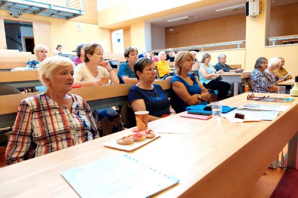 Karlovy Vary: Krajská Rada seniorů se sešla na úvodním jednání