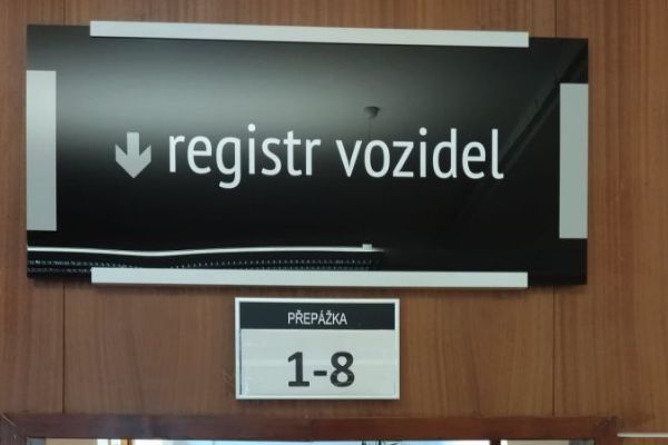 Karlovy Vary: Registr vozidel se v srpnu dočasně přestěhuje