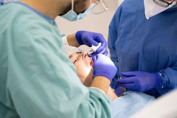 Region: Karlovarská ordinace zajišťující zubní pohotovost projde modernizací