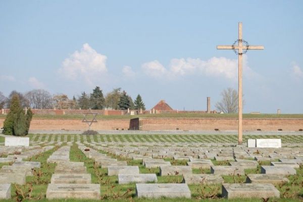 Oznámení o zdražení vstupného do Památníku Terezín
