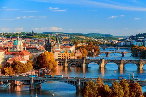 Praha 4 rozdělí na dotacích téměř 16 milionu korun