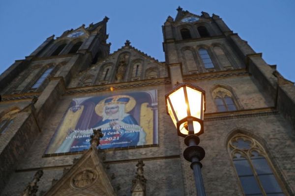 Projekt obnovy historického osvětlení schodiště kostela sv. Ludmily uspěl v soutěži Památka roku 2021