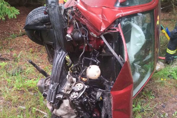Bochov, Toužim: Při dopravní nehodě se zranily tři osoby