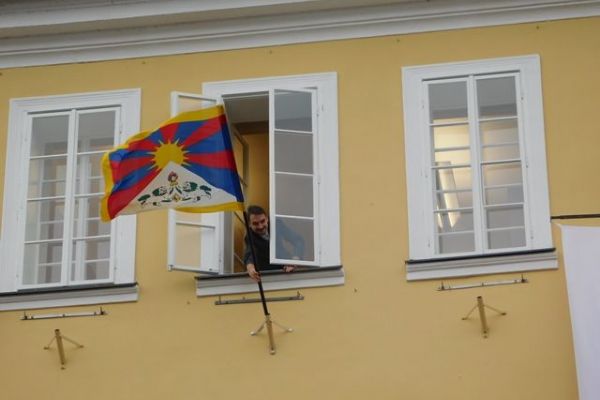 Cheb: Vlajka pro Tibet