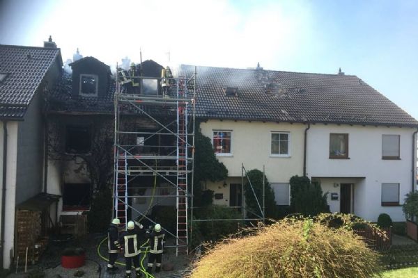 HZS Karlovarského kraje pomáhal v Marktredwitzu při likvidaci požáru bytového domu