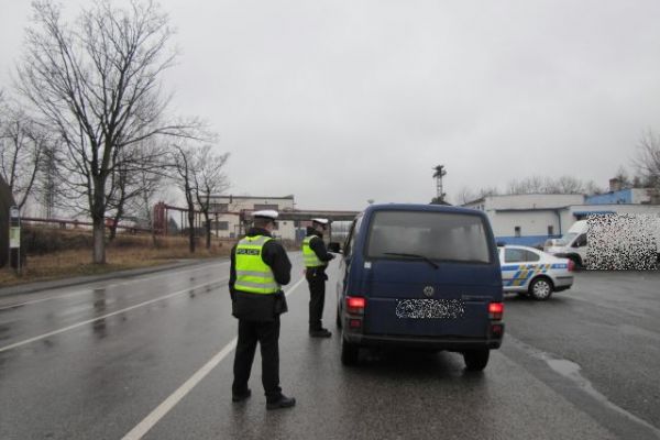 Region: Policejní dopravně bezpečnostní akce byla zaměřena na použití pásů
