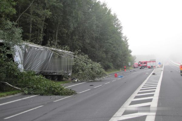 Karlovarsko: Víkendové tragické dopravní nehody