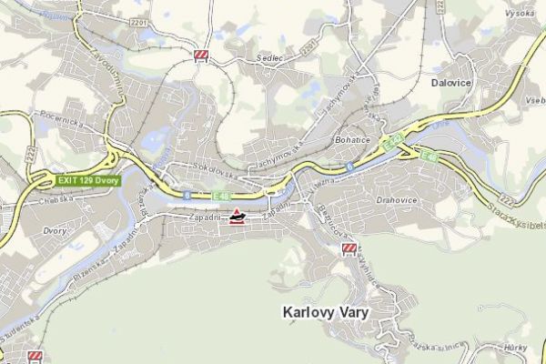 Karlovy Vary: V Západní ulici se střetla dvě vozidla