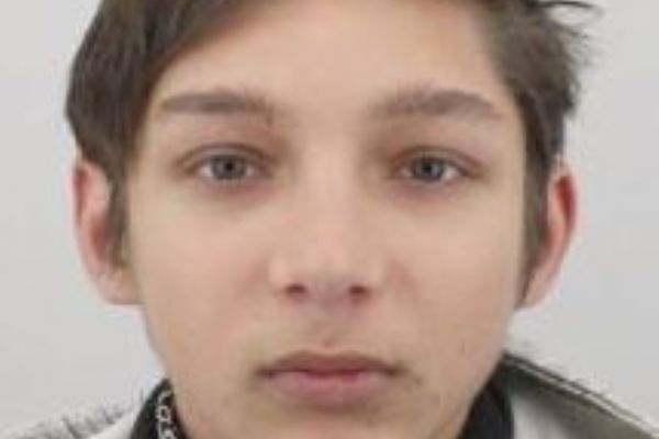 Plesná, Cheb: Policie hledá 16letého chlapce