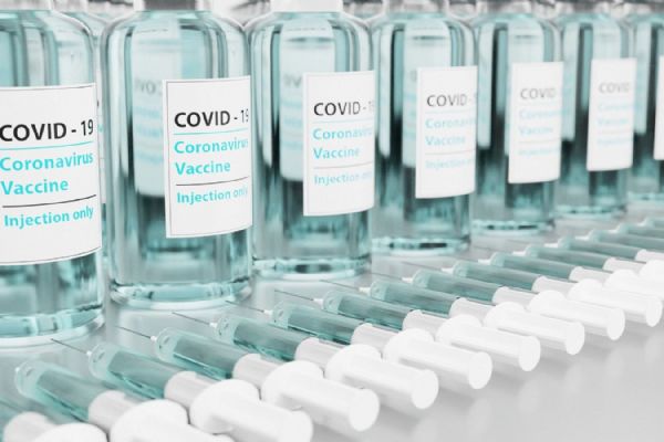 FN Plzeň už očkuje proti covidu modifikovanou vakcínou