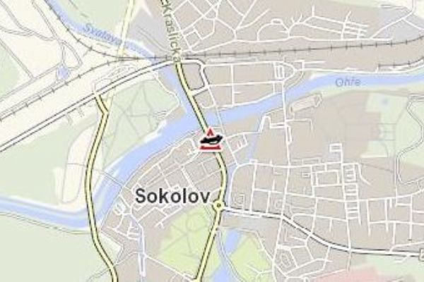 Sokolov: V ulici Kraslická došlo ke střetu osobního vozidla s chodcem