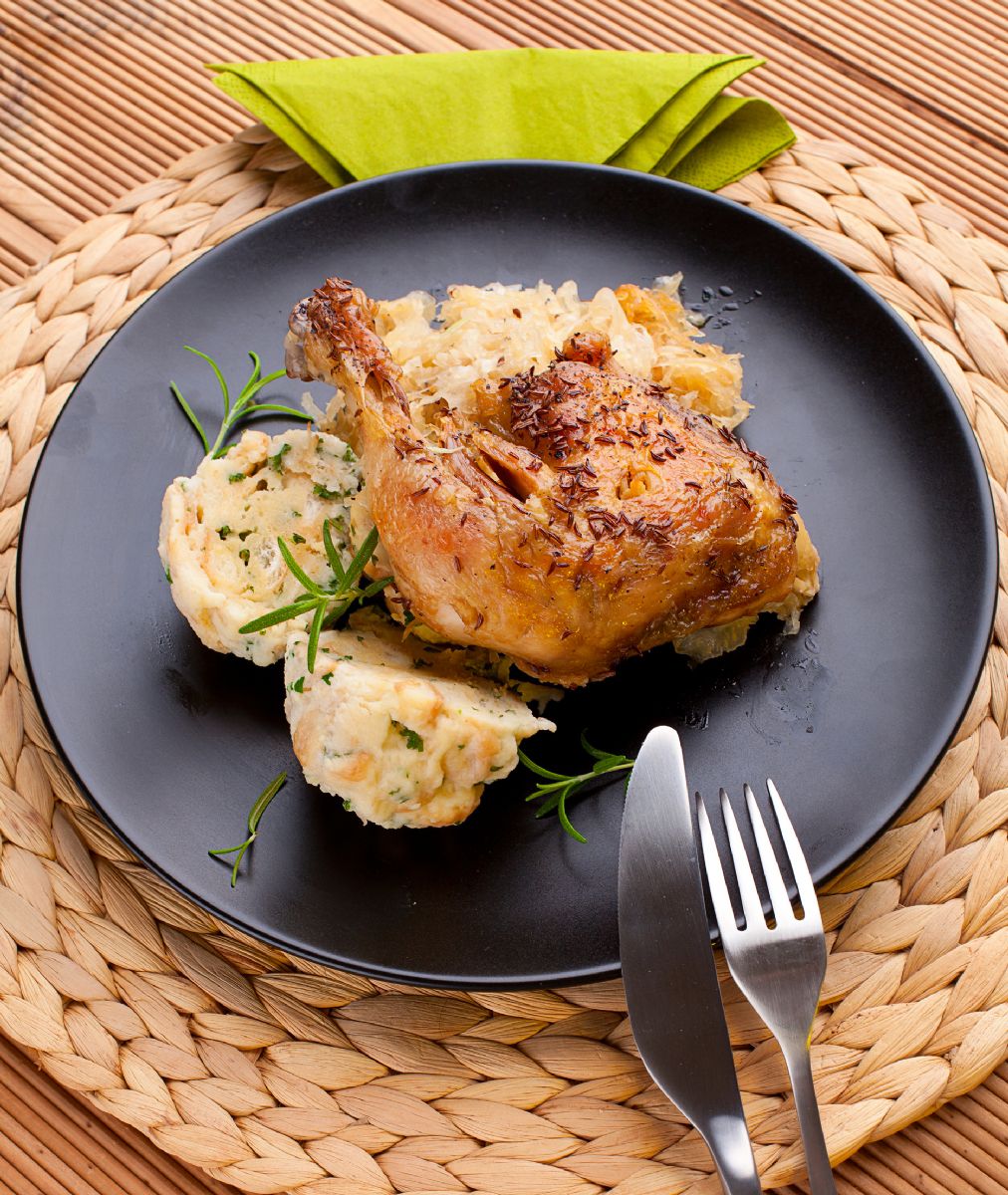 Přípravy na svatého Martina: tabuli může ovládnout lehčí pečené kuře