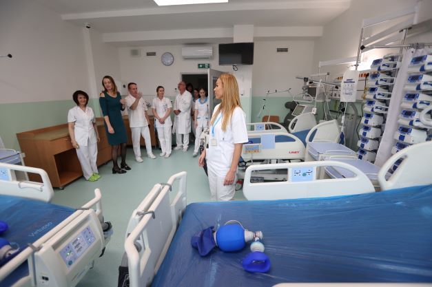 Ostrov: Nemocnice má nové moderní oddělení intenzivní péče