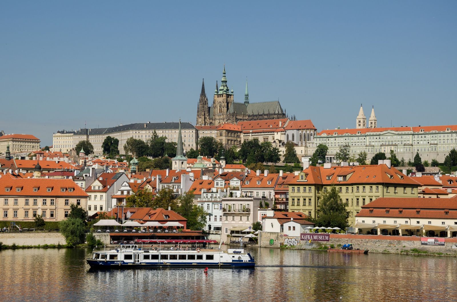 Marketingová kampaň Stay in Prague na podporu turismu v Praze přebrala turisty sousední Vídni a Berlínu