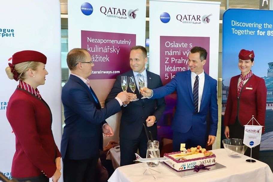 Oceňovaný dopravce Qatar Airways oslavil pět let na Letišti Praha