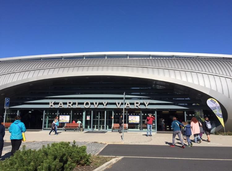 Karlovy Vary: Letiště zítra slaví 90 let od zahájení provozu 