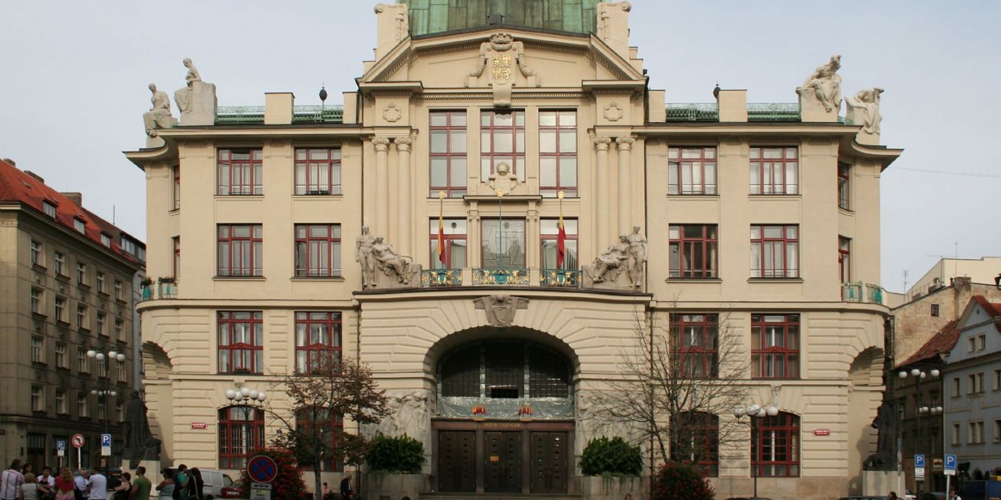 Praha vyhlásila nový dotační program na podporu nadaných dětí na základních a středních školách