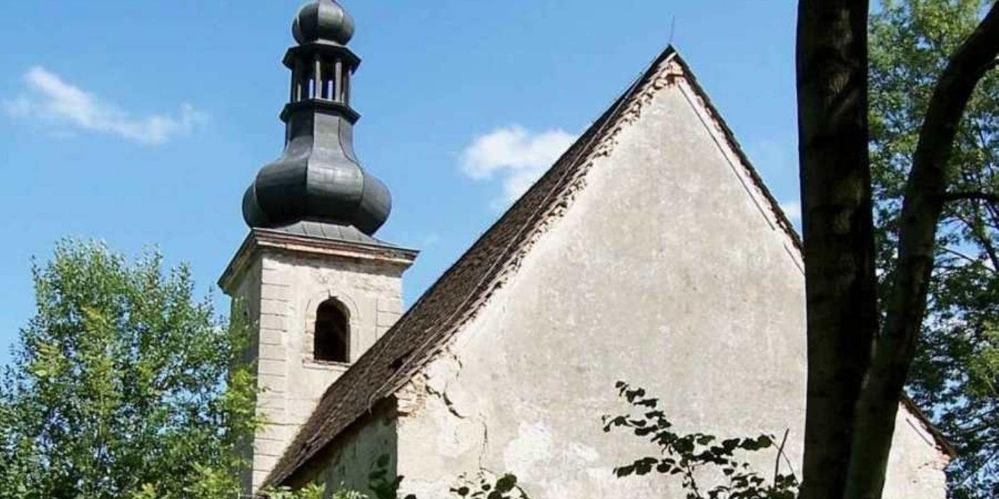 Obnova kostela v Klení: Nová fasáda a veřejná sbírka na věž