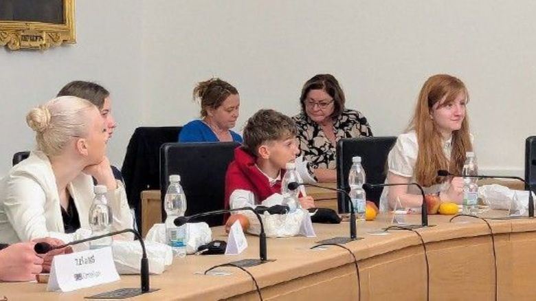 Žáci diskutovali s plzeňskou radnicí o bezpečnosti a psychickém zdraví