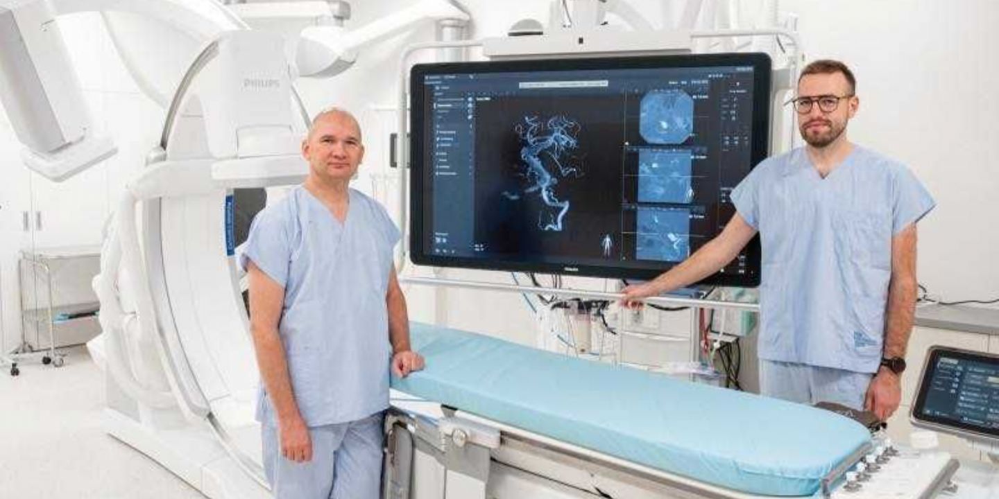 Průlom v medicíně: Úspěšná implantace mozkové výztuže v Českých Budějovicích