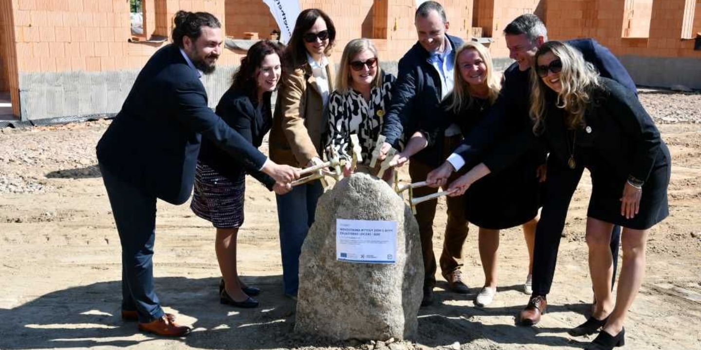 Bazalka staví domov pro postižené: 18 lůžek, nízkoenergetický provoz, otevření 2027
