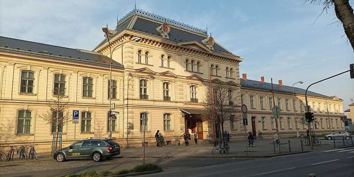 Blikající světla zlepšují bezpečnost na přechodech v Přerově