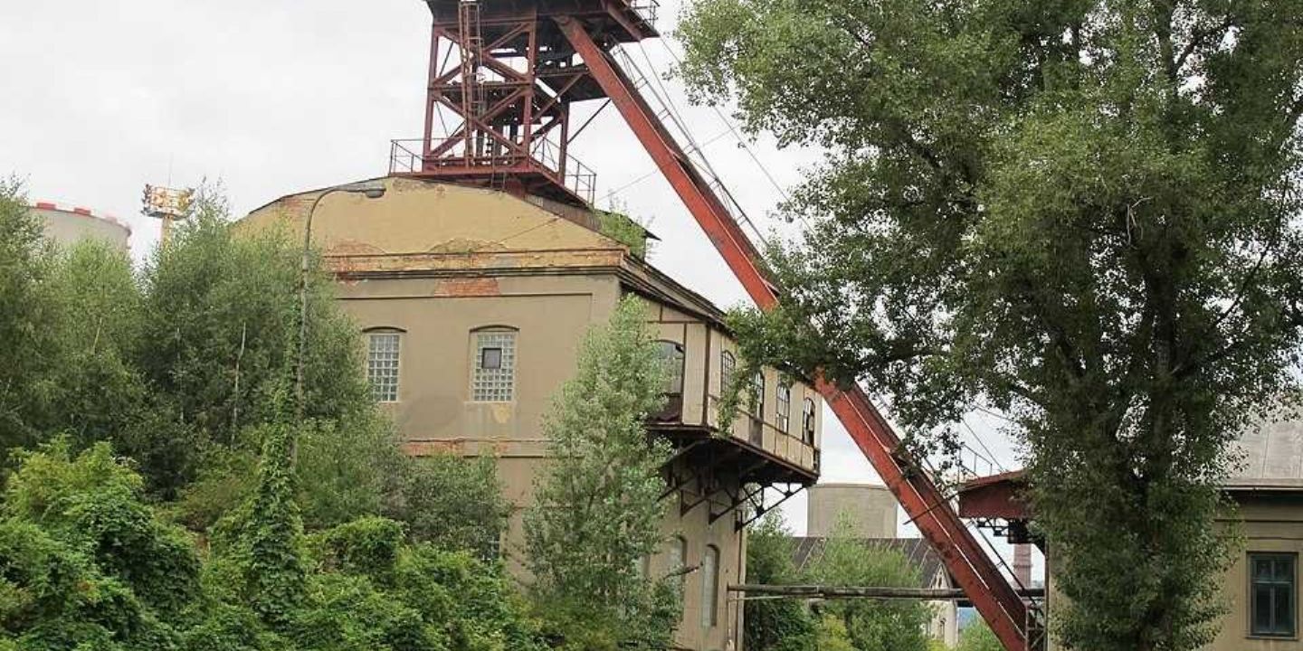 Rekonstrukce těžní věže u Mostu: Interaktivní návrat do 19. století za 75 milionů