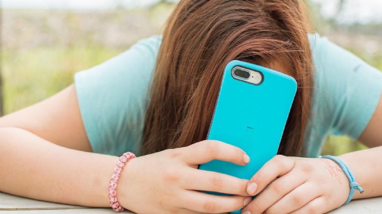 Revoluce v komunikaci? Mládež má mobily, ale hovory ignoruje